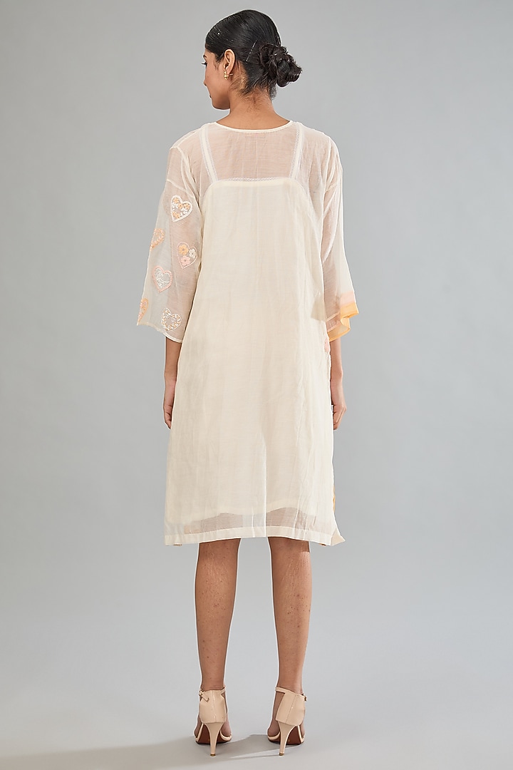 White & Peach Mul Chanderi Embroidered Tunic by Jyoti Bansal at Pernia's Pop Up Shop
