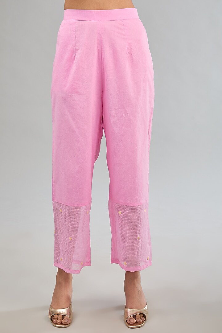 Pink Mul Chanderi Machine Embroidered Kurta Set by Jyoti Bansal at Pernia's Pop Up Shop