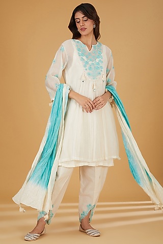 White Cotton Embroidered Dhoti Set by Jyoti Bansal
