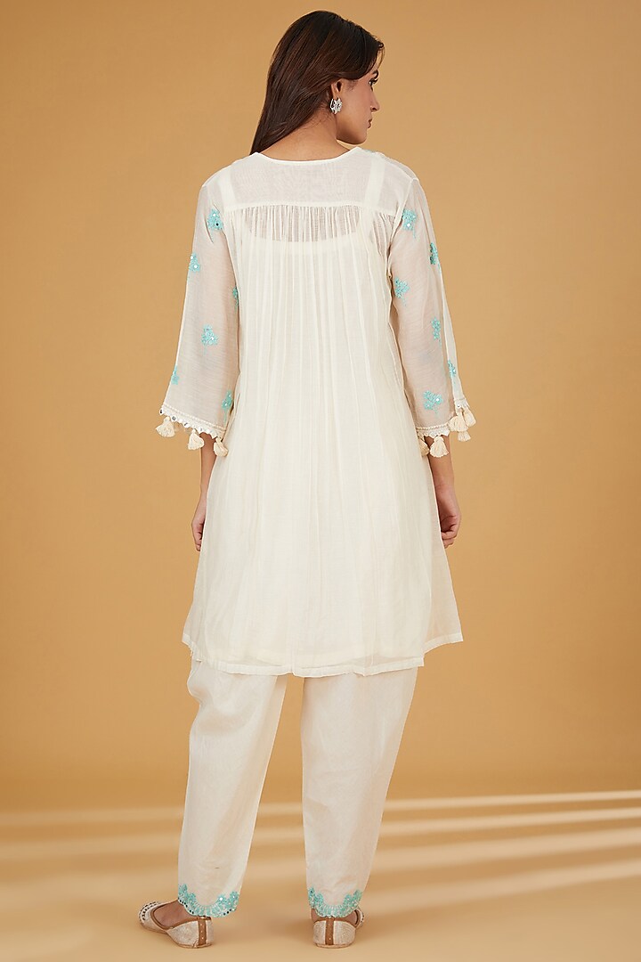 White Cotton Embroidered Dhoti Set by Jyoti Bansal at Pernia's Pop Up Shop