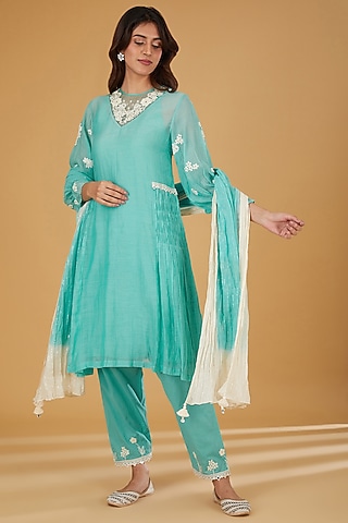 Tiffany Blue Mul Chanderi Embroidered Kurta Set by Jyoti Bansal