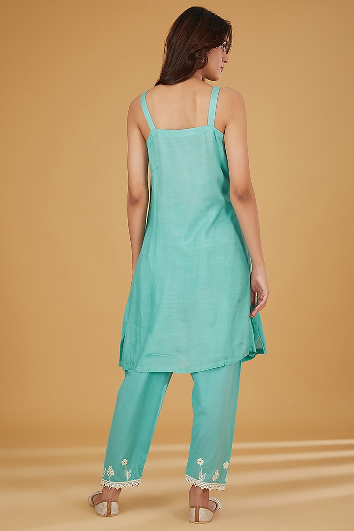 Tiffany Blue Mul Chanderi Embroidered Kurta Set by Jyoti Bansal at Pernia's Pop Up Shop