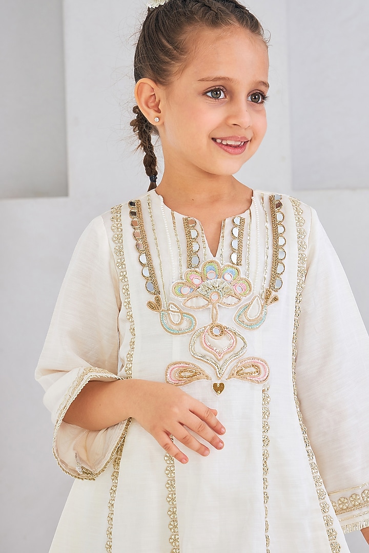 Off-White Bemberg Satin Embroidered Co-Ord Set For Girls by Joey and Pooh Kids at Pernia's Pop Up Shop