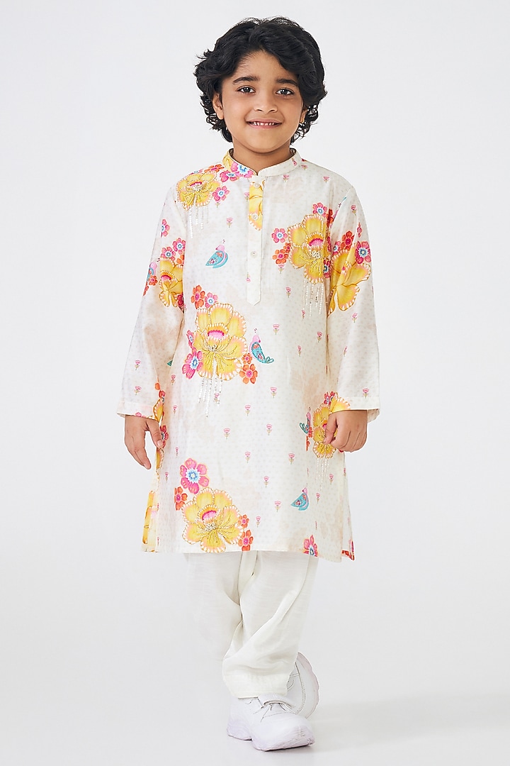 Off-White Cotton Chanderi Printed & Embellished Kurta Set For Boys by Joey & Pooh at Pernia's Pop Up Shop
