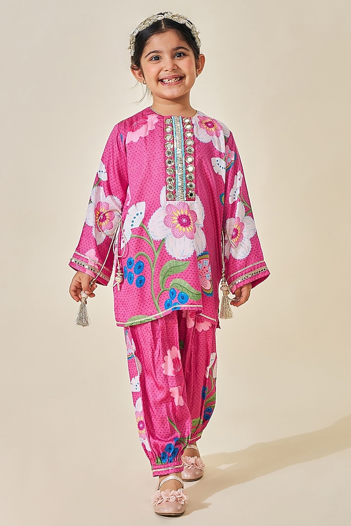 Pink Modal Satin Embroidered & Printed Kurta Set For Girls by Joey and Pooh Kids at Pernia's Pop Up Shop
