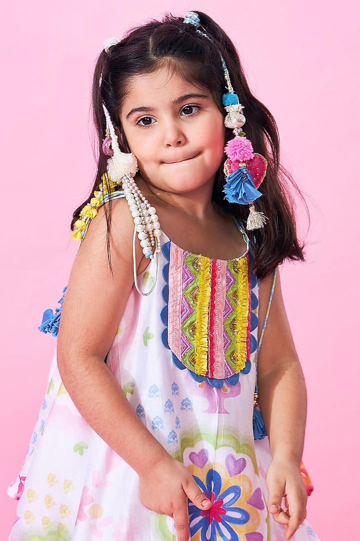 White Cotton Chanderi Printed & Hand Embroidered Kurta Set For Girls by Joey and Pooh Kids at Pernia's Pop Up Shop