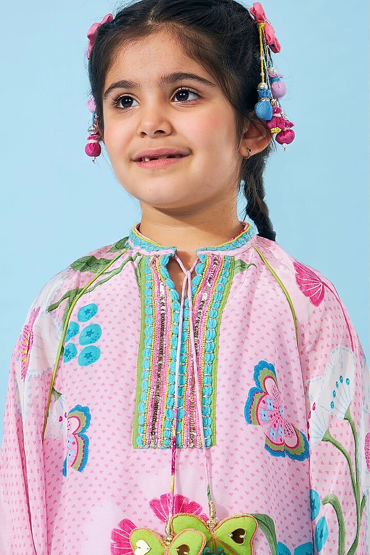 Light Pink Crepe Printed & Embroidered Kaftan Set For Girls by Joey and Pooh Kids at Pernia's Pop Up Shop