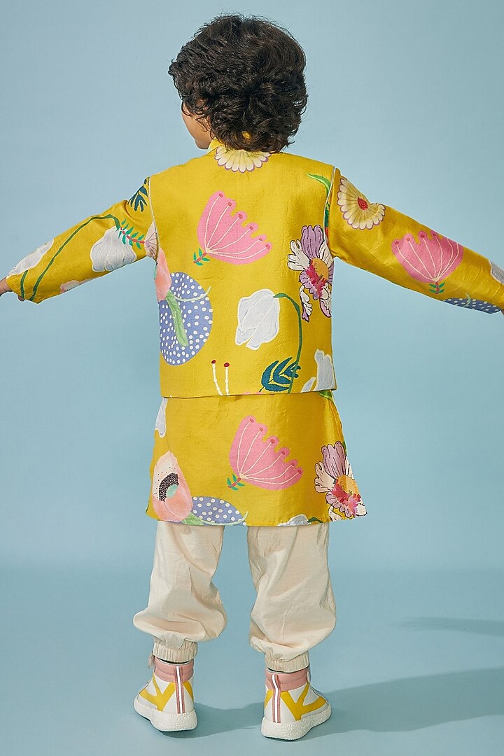 Yellow Cotton Chanderi Printed & Embroidered Jacket Set For Boys by Joey and Pooh Kids at Pernia's Pop Up Shop
