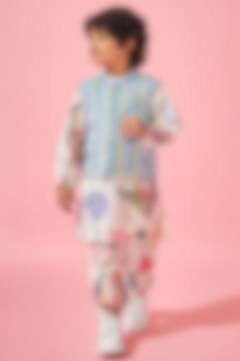 White Cotton Chanderi Printed & Embroidered Jacket Set For Boys by Joey and Pooh Kids at Pernia's Pop Up Shop