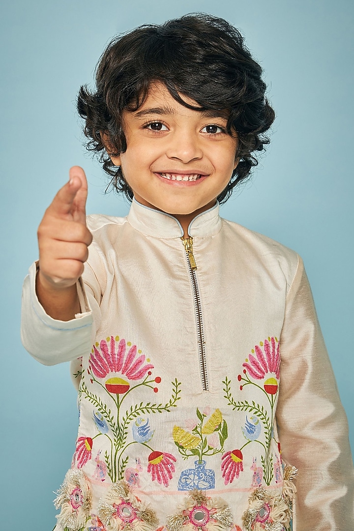 Off-White Cotton Chanderi Printed & Embroidered Co-Ord Set For Boys by Joey and Pooh Kids at Pernia's Pop Up Shop