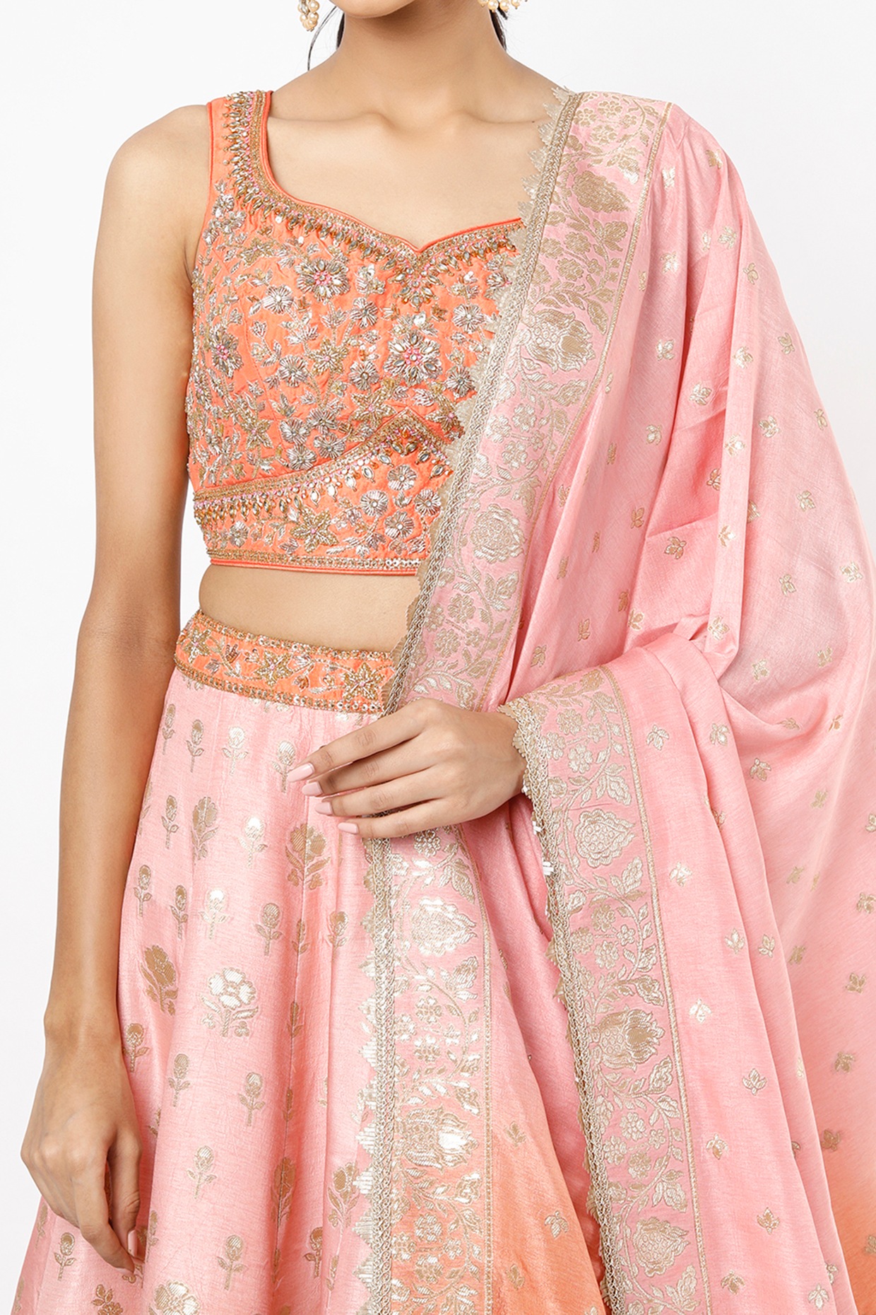 Fancy choli daman design - Sari Info | Designer lehenga choli, Choli  designs, Lehenga style saree