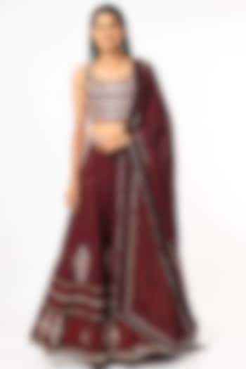 Maroon Bandhani Wedding Lehenga Set by Jiya by Veer Designs at Pernia's Pop Up Shop