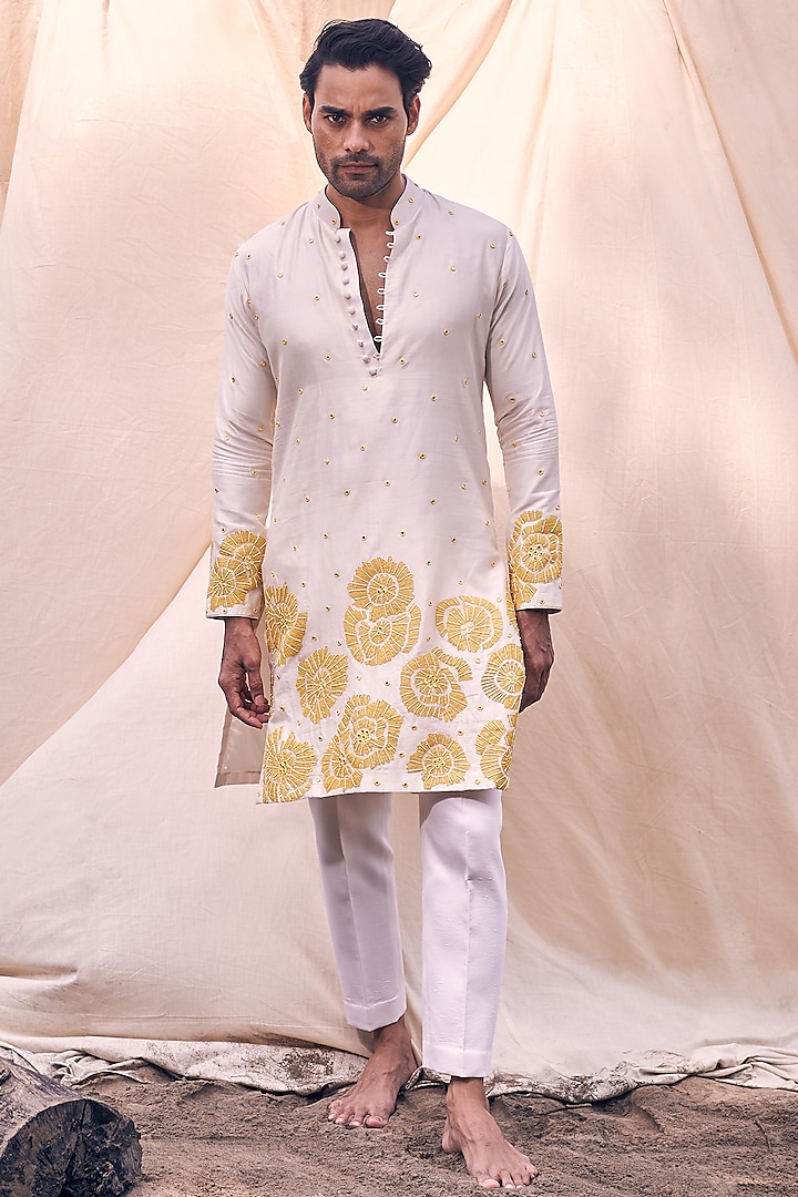 Ivory Chanderi Silk Floral Embroidered Kurta Set by KAAJ Button