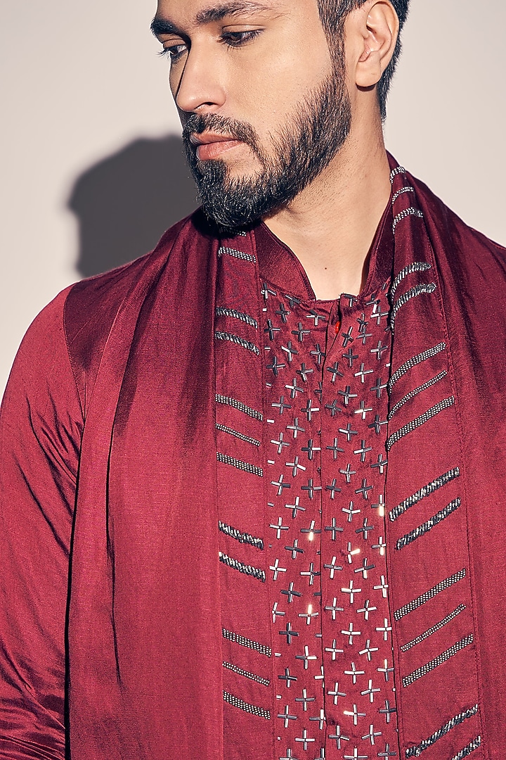 Maroon Satin Linen Embroidered Kurta Set by KAAJ Button at Pernia's Pop Up Shop