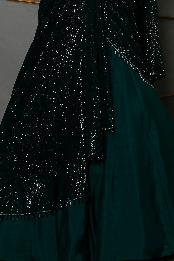 Emerald Green Machine Embroidered Bridal Lehenga Set by Kamaali Couture at Pernia's Pop Up Shop