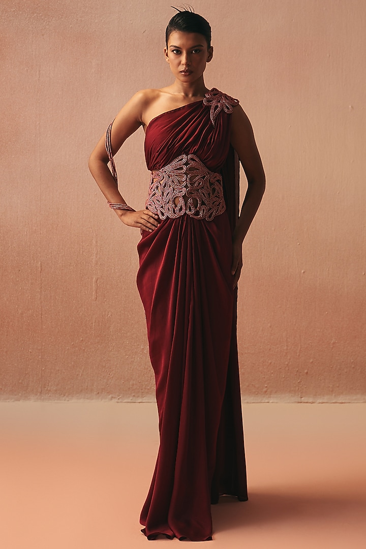 Red Satin Embroidered One-Shoulder Skirt Wedding Saree Set by Kamaali Couture at Pernia's Pop Up Shop