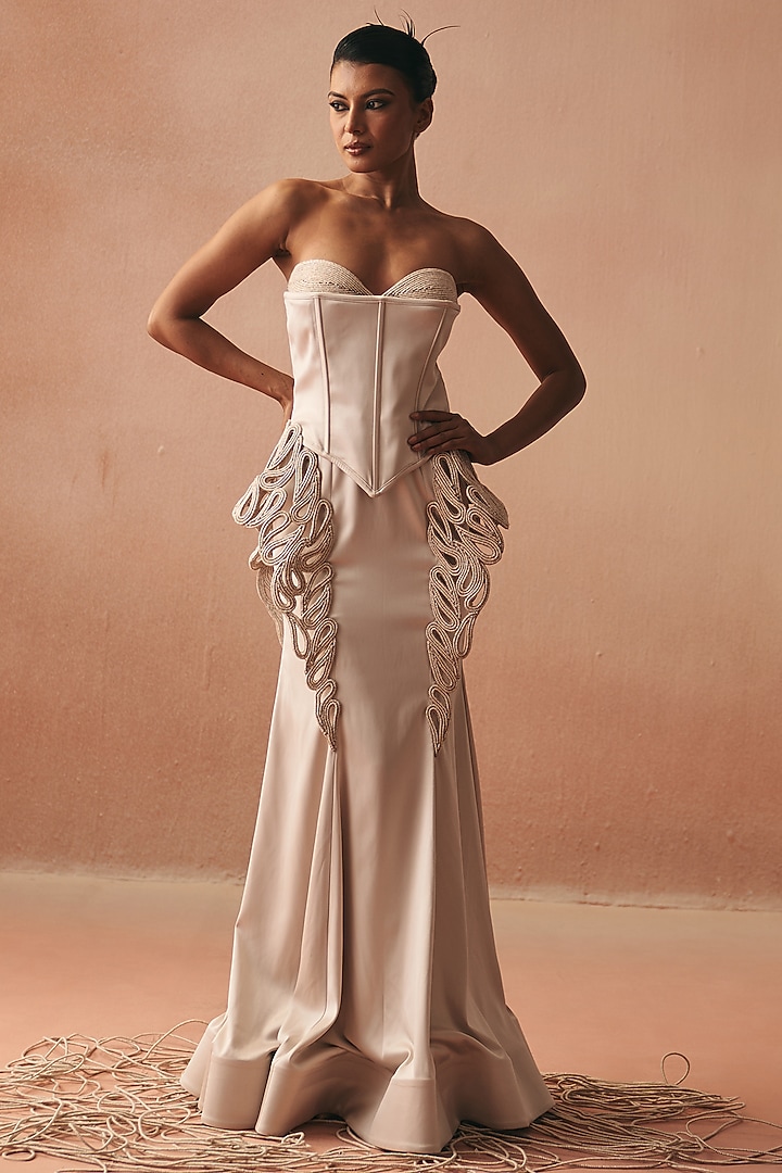 Ivory Satin Embroidered Fish-Cut Skirt Set by Kamaali Couture at Pernia's Pop Up Shop