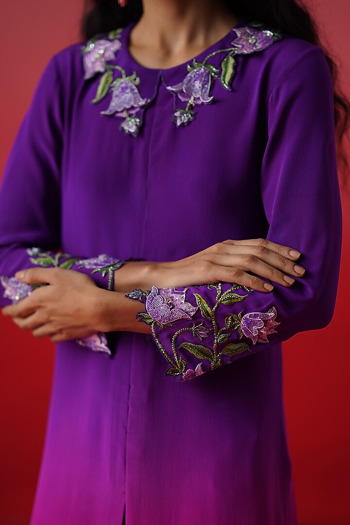 Purple & Pink Ombre Crepe Floral Embroidered Kurta Set by Kavitha Gutta at Pernia's Pop Up Shop