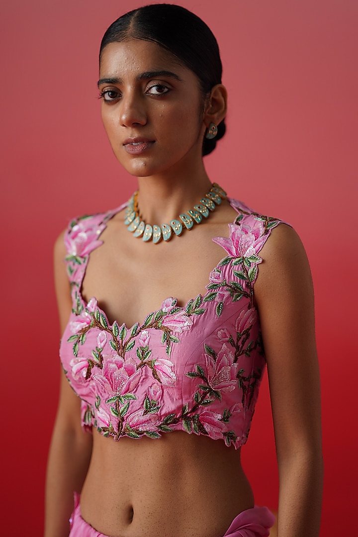 Pink Ombre Crepe Embroidered Wedding Saree Set by Kavitha Gutta at Pernia's Pop Up Shop