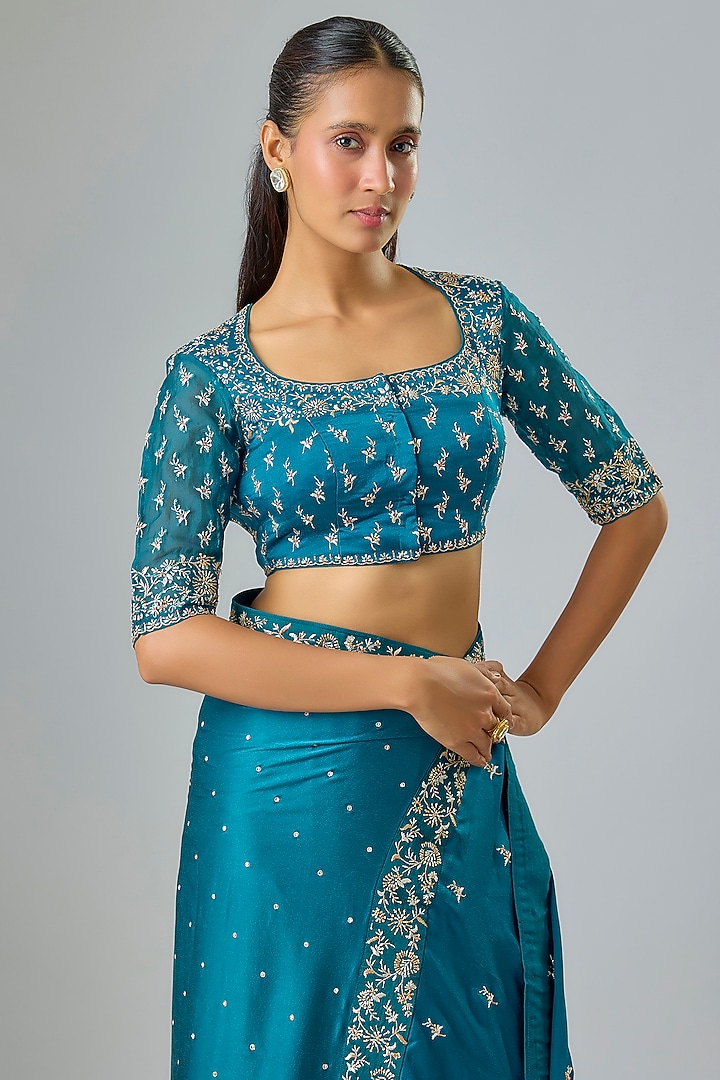 Teal Blue Satin Resham Hand Embroidered Bridal Saree Set by Kavitha Gutta at Pernia's Pop Up Shop