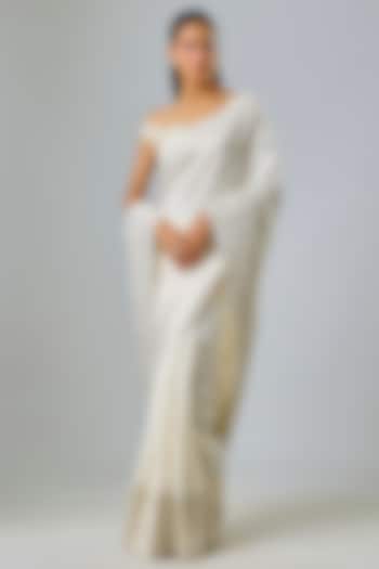 White Chikankari Zari Embroidered Bridal Saree Set by Kavitha Gutta at Pernia's Pop Up Shop