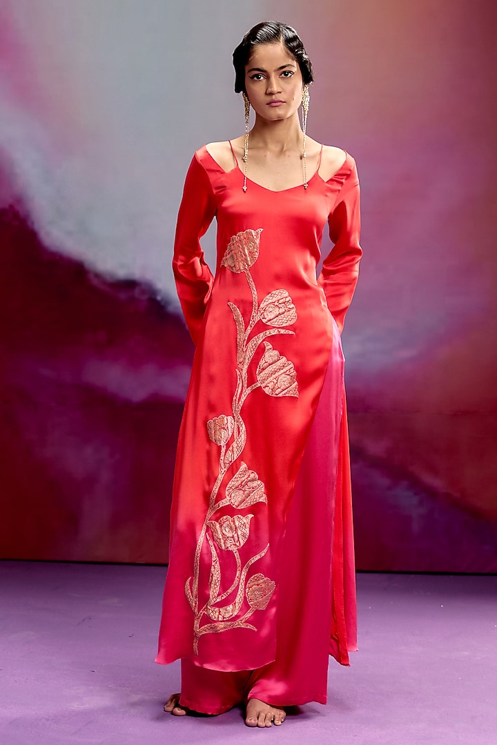 Orange Modal Satin Banarasi Zari Applique Work Kurta Set by Kavitha Gutta at Pernia's Pop Up Shop