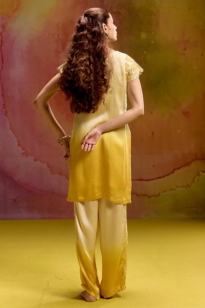 Yellow Modal Satin Banarasi Zari Applique Work Kurta Set by Kavitha Gutta at Pernia's Pop Up Shop
