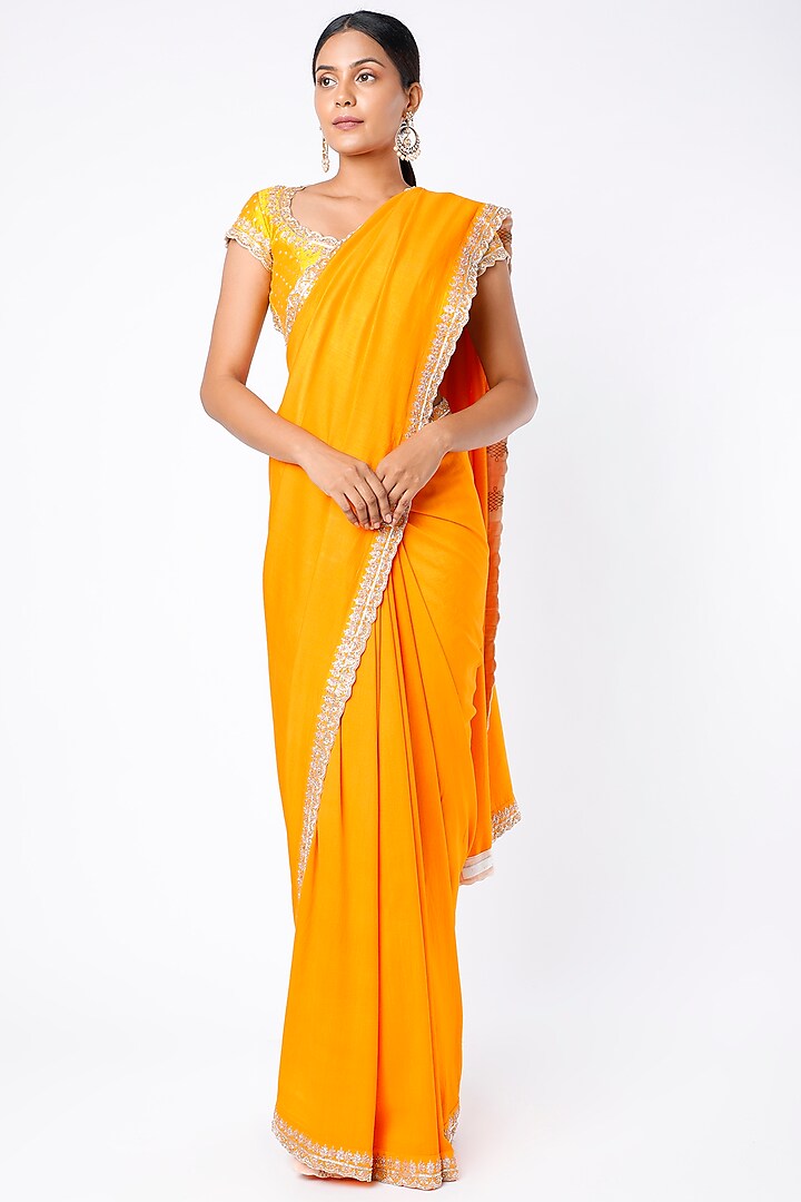 Orange Matka Silk Saree Set by Kavitha Gutta
