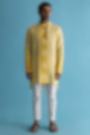 Yellow Ombre-Shaded Linen Kurta Set by Kaha