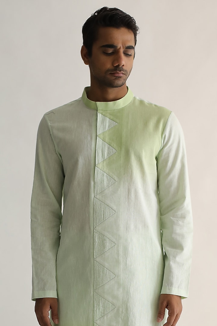 Mint Green Shaded Linen Kurta by Kaha at Pernia's Pop Up Shop