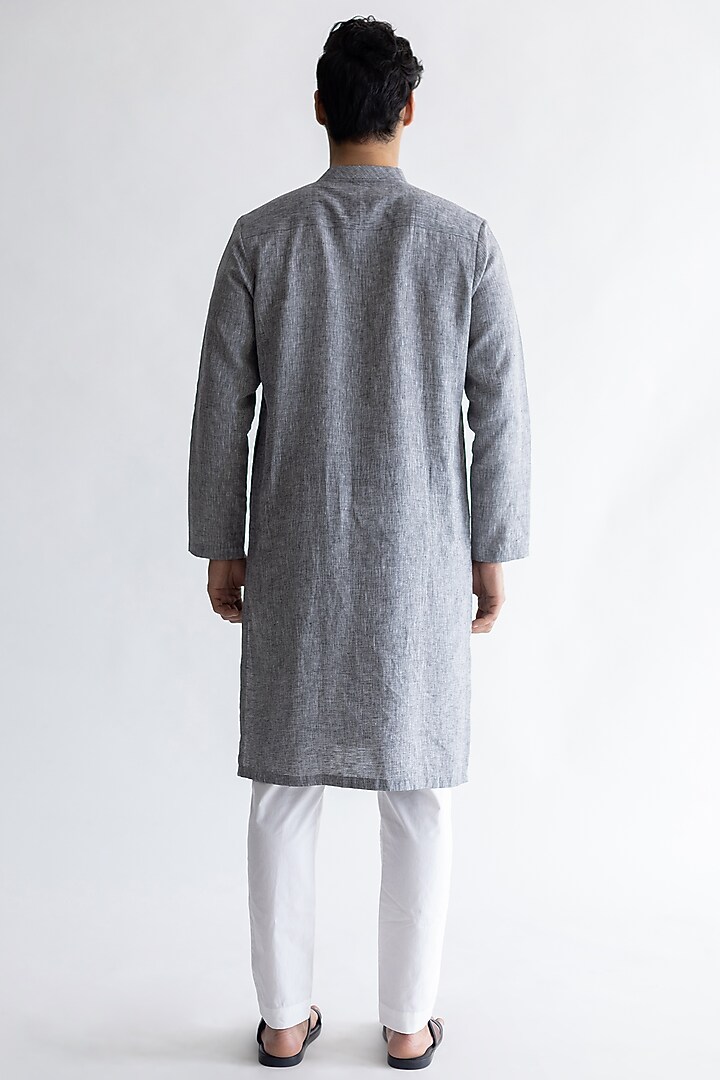 Grey Shaded Linen Kurta by Kaha at Pernia's Pop Up Shop