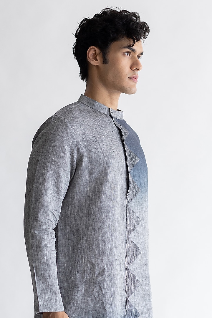 Grey Shaded Linen Kurta by Kaha at Pernia's Pop Up Shop