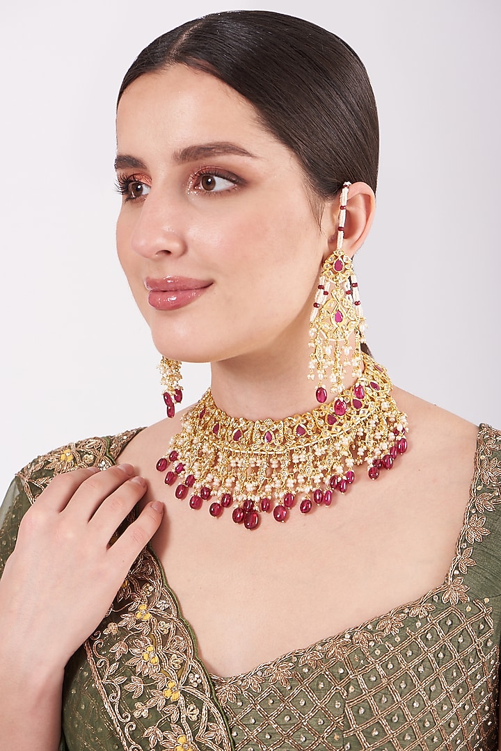 Gold Plated Necklace With Onyx Beads by Kiara at Pernia's Pop Up Shop