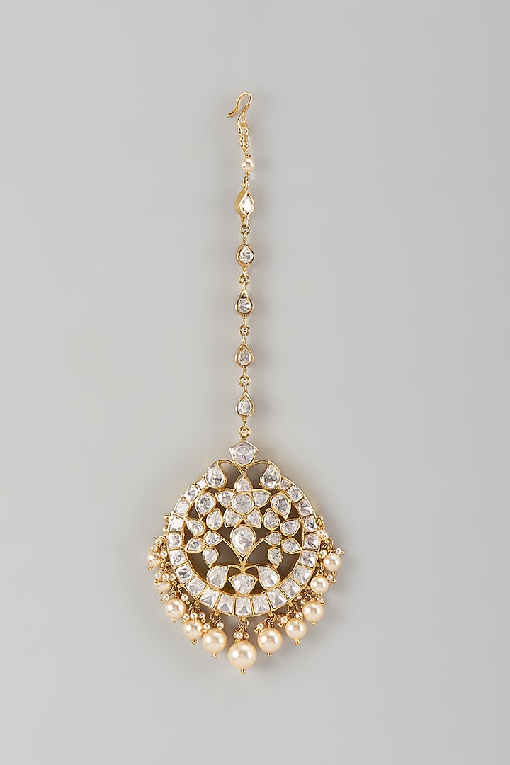 Gold Finish Kundan Polki Maangtikka In Sterling Silver by Kiara Luxe at Pernia's Pop Up Shop