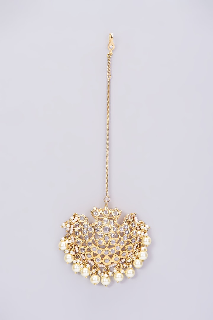 Gold Plated Maang Tikka With Pearls by Kiara