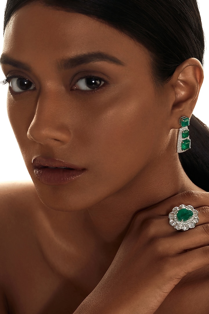 18 Kt White Gold Emerald Earrings by Kaj Fine Jewellery