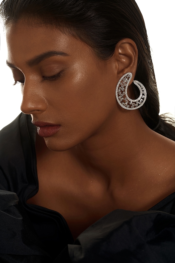 18 Kt White Gold Stud Earrings With Rose Cut Diamonds by Kaj Fine Jewellery