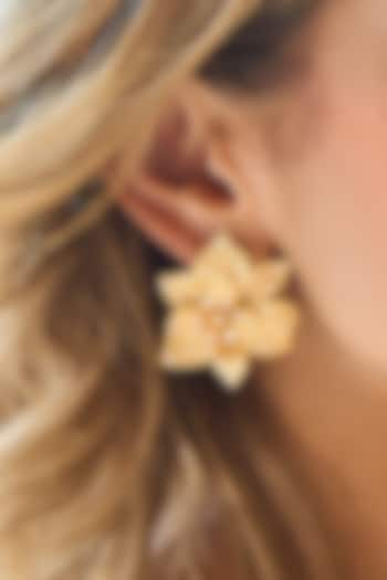 18 Kt Yellow Gold Textured 3D Oriental Lilies Full Cut Diamond Stud Earrings by Kaj Fine Jewellery