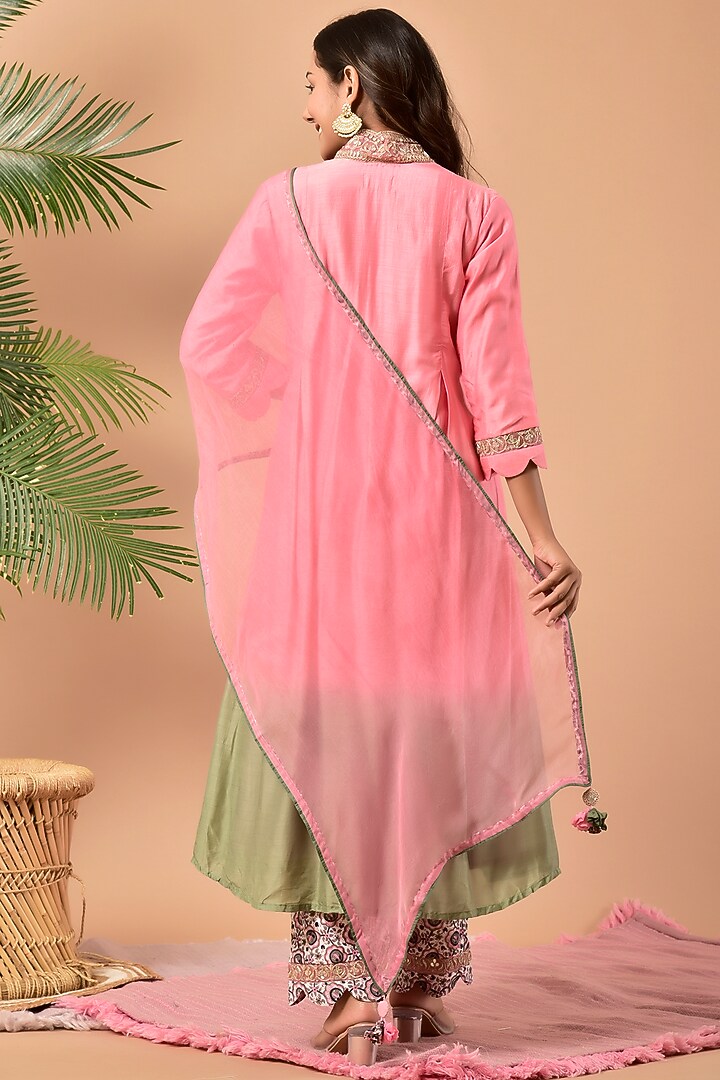 Pink Silk Shaded Kurta Set by Kaarah By Kaavya at Pernia's Pop Up Shop