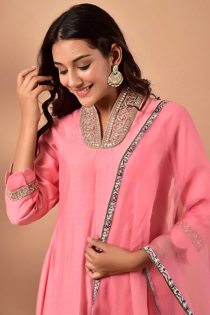 Pink Silk Shaded Kurta Set by Kaarah By Kaavya at Pernia's Pop Up Shop