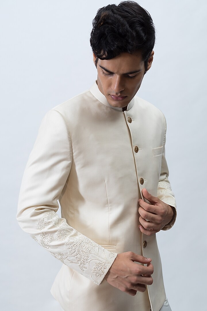 Ivory Embroidered Wedding Bandhgala Set by KAKA CALCUTTA at Pernia's Pop Up Shop