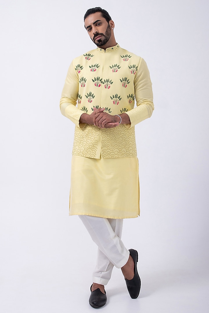 Yellow Suiting Hand Embroidered Bundi Jacket by KAKA CALCUTTA at Pernia's Pop Up Shop