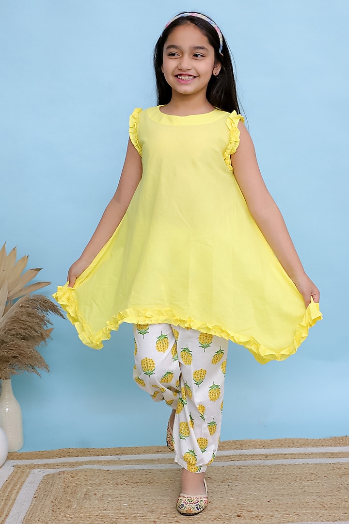 Lemon Yellow Cotton Floral Printed Kurta Set For Girls by KALP at Pernia's Pop Up Shop