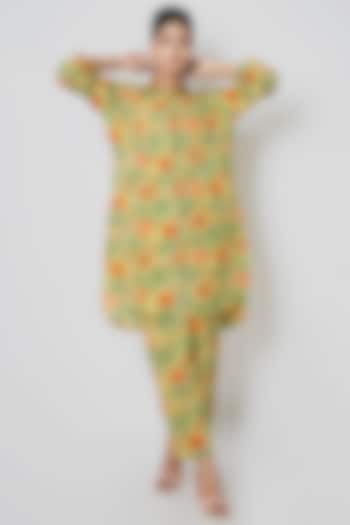 Green Hand Block Printed Kurta Set by Kameez at Pernia's Pop Up Shop