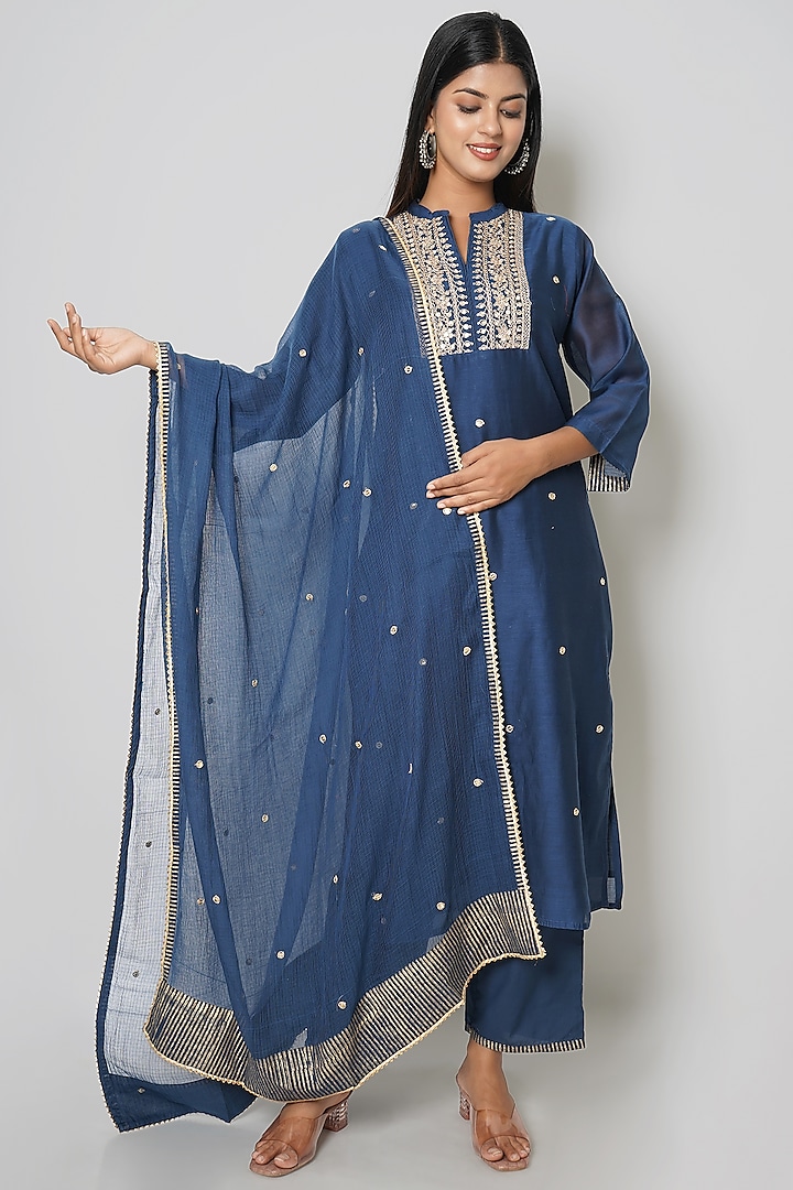 Ink Blue Embroidered Kurta Set by Kameez at Pernia's Pop Up Shop 2024