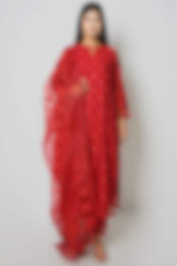 Cherry Red Embroidered Kurta Set by Kameez at Pernia's Pop Up Shop