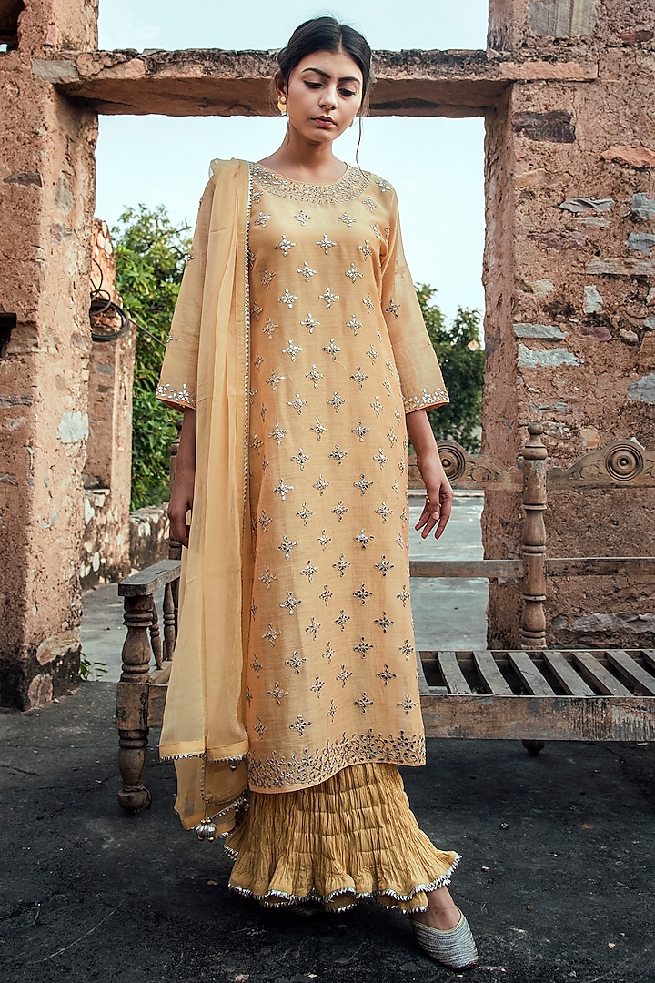 Daffodil Yellow Embroidered Kurta Set by Kameez at Pernia's Pop Up Shop