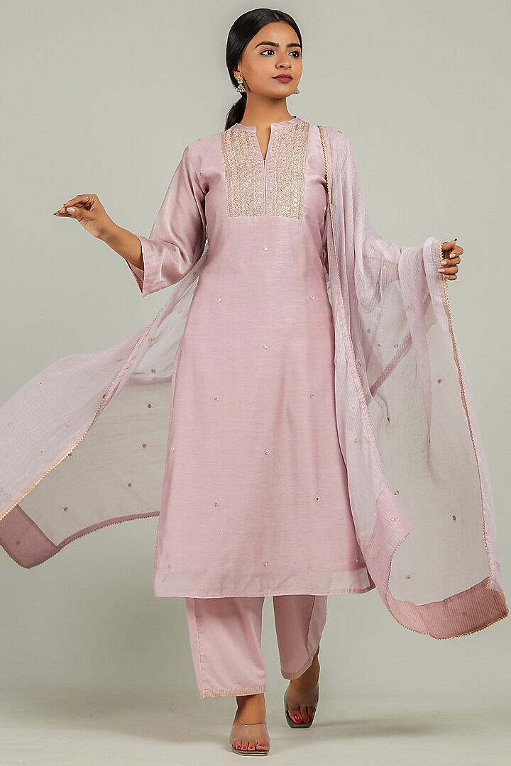 Pastel Mauve Marori Embroidered Kurta Set by Kameez at Pernia's Pop Up Shop