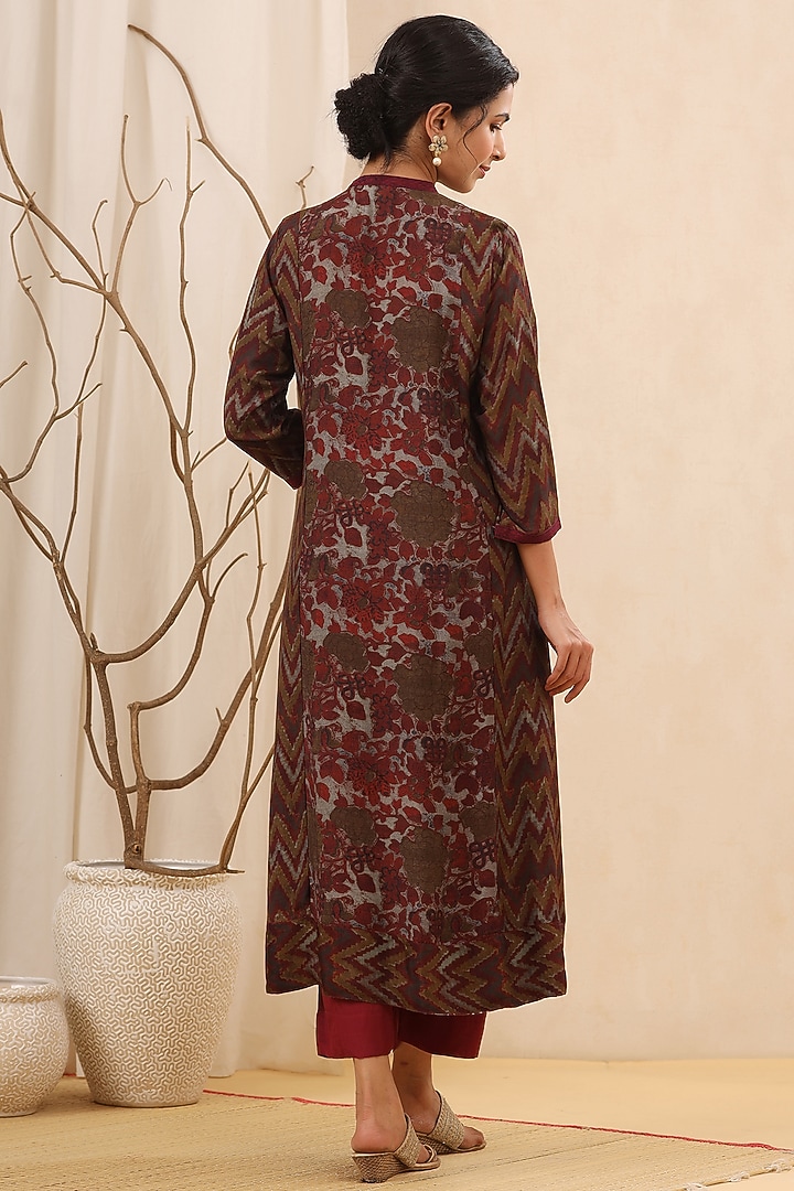 Brown Ajrakh Printed Kurta Set by Kameez at Pernia's Pop Up Shop