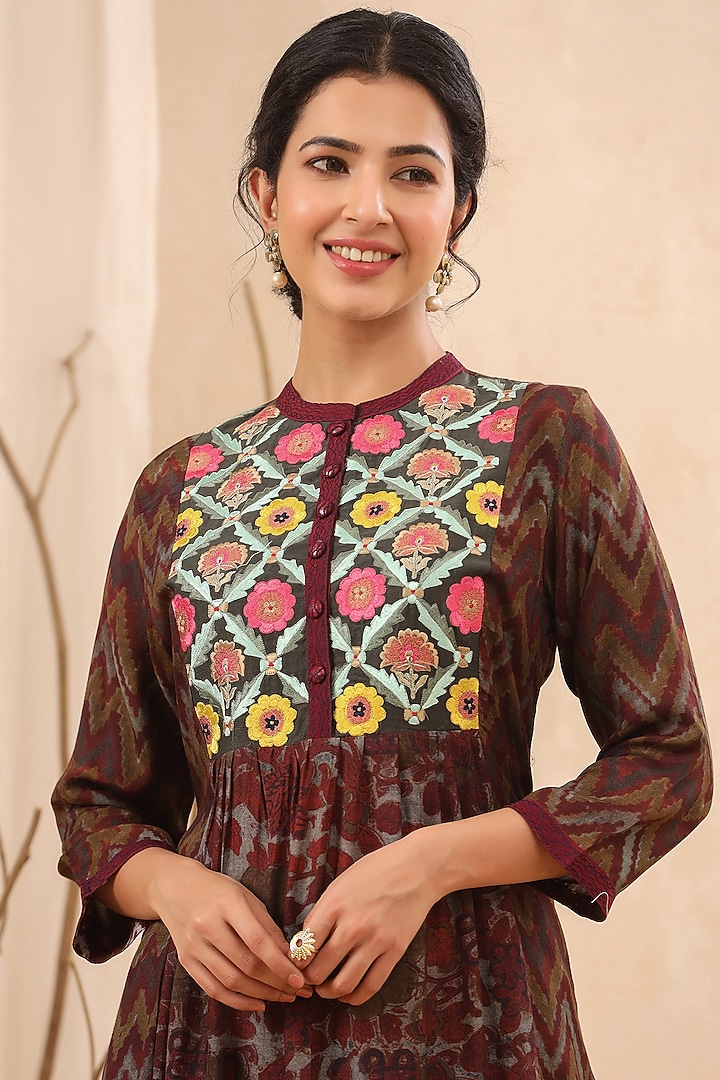 Brown Ajrakh Printed Kurta Set by Kameez at Pernia's Pop Up Shop